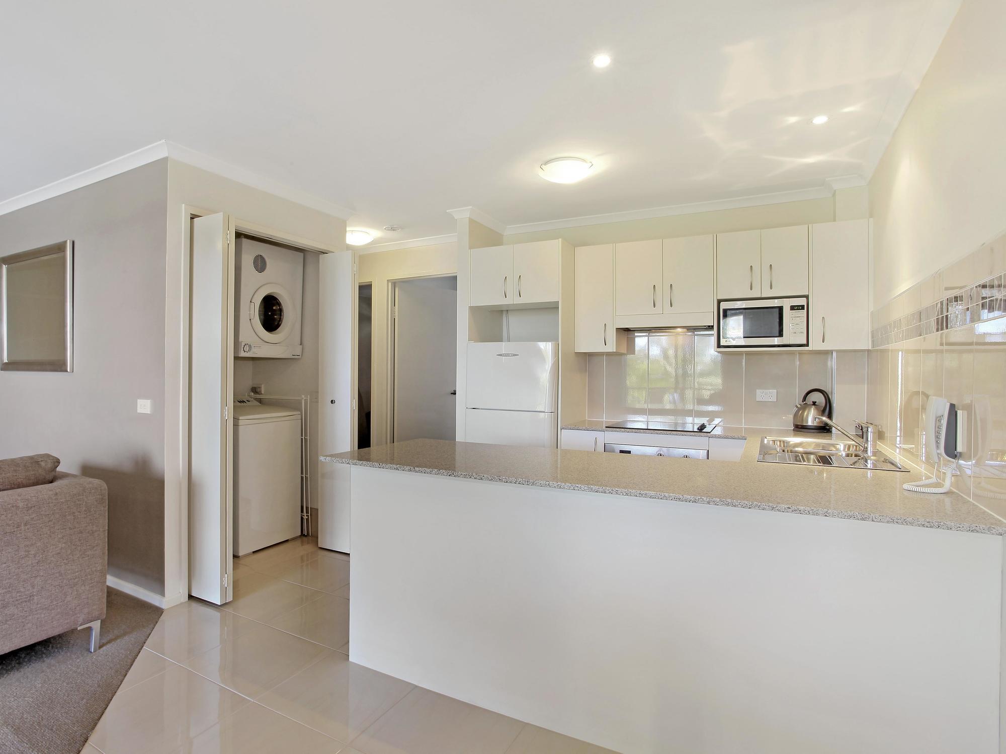 South Pacific Apartments Port Macquarie Exteriör bild