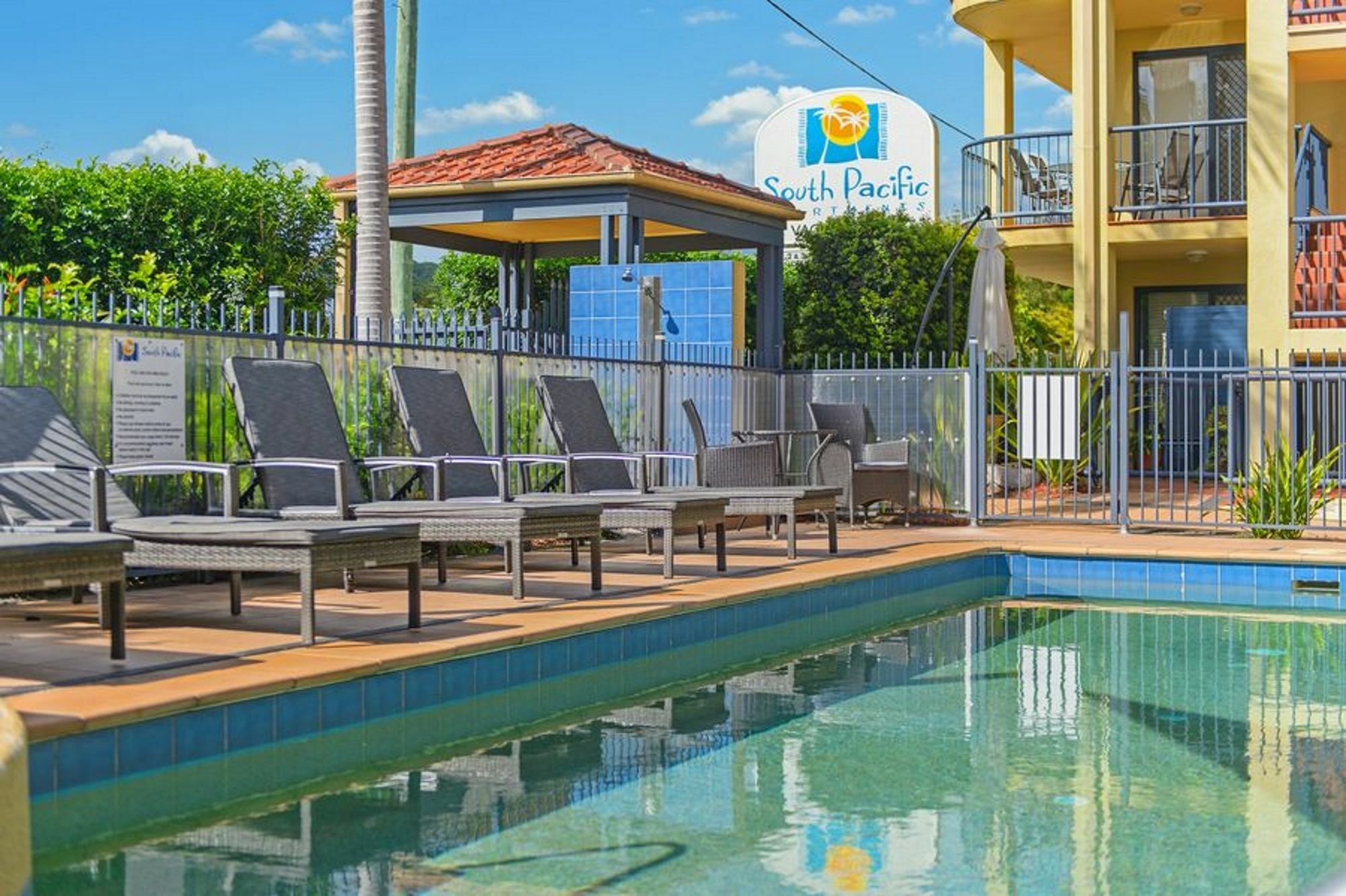 South Pacific Apartments Port Macquarie Exteriör bild